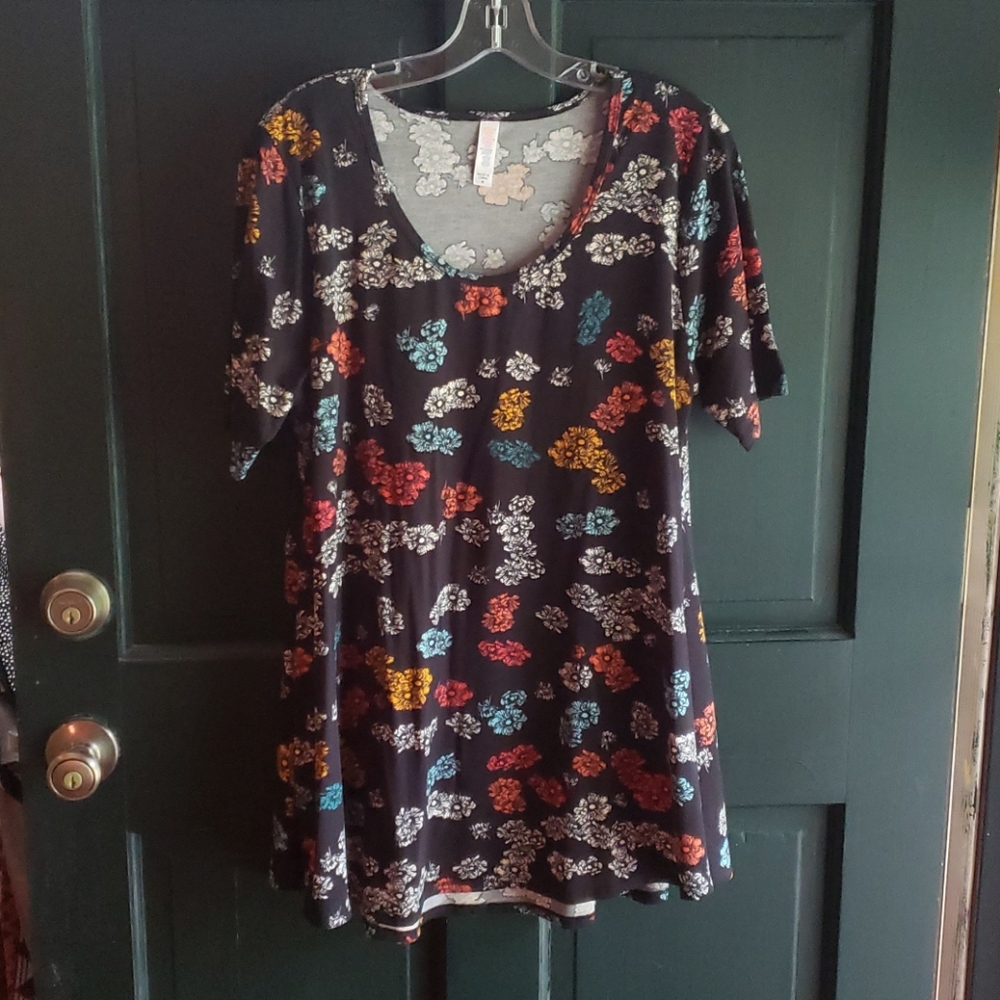 LuLaRoe Top